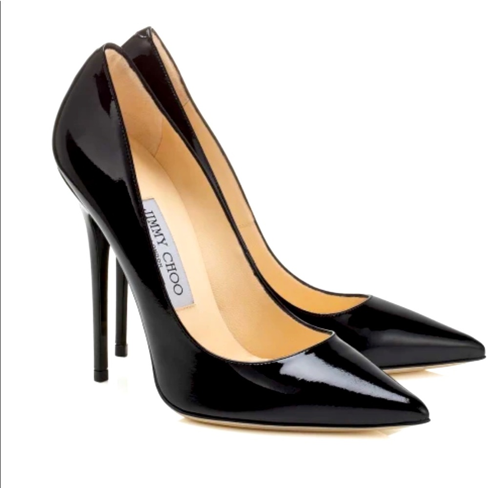 Jimmy Choo, Black Patent Leather Pointed Pumps. Black Color. Size 37.